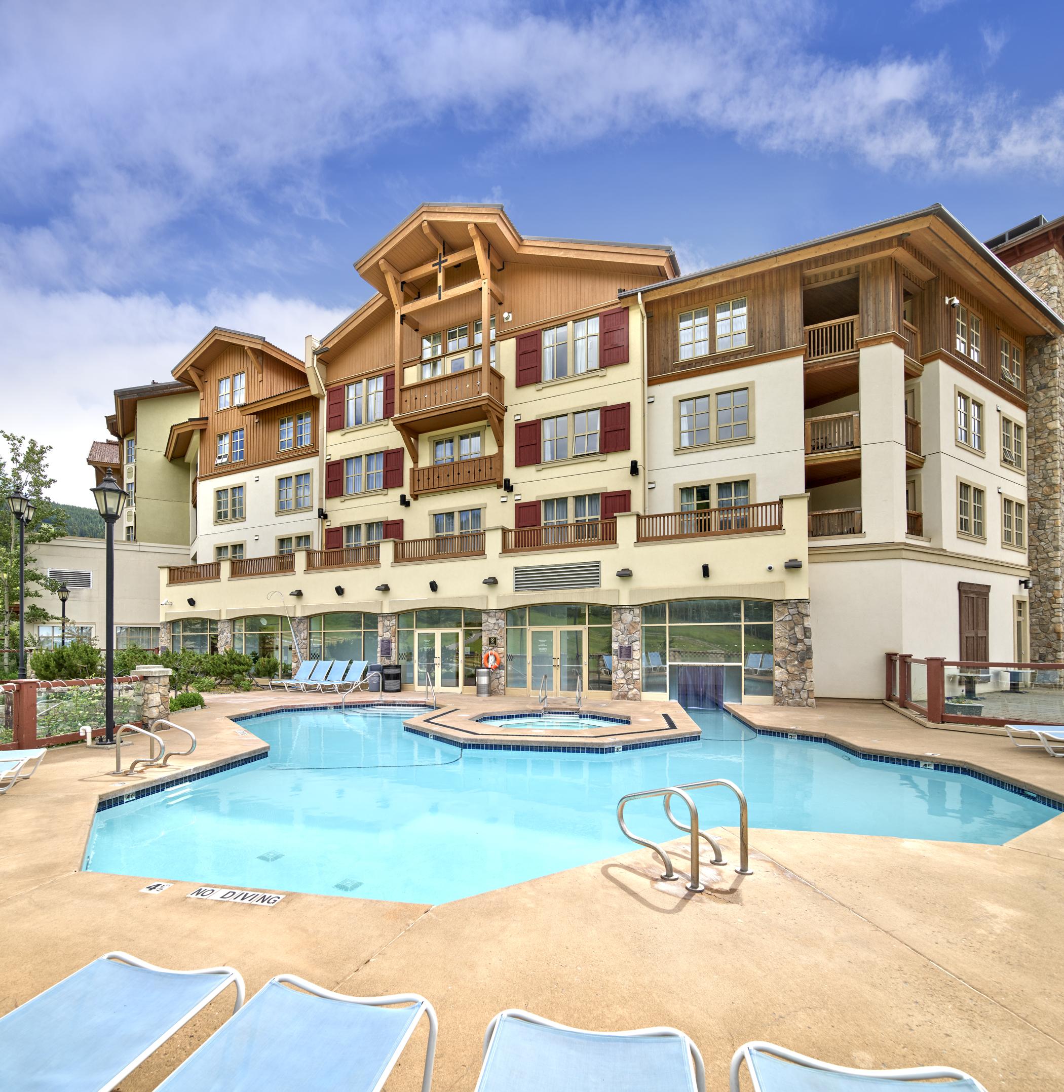 Sun Peaks Grand Hotel & Conference Centre Exterior photo